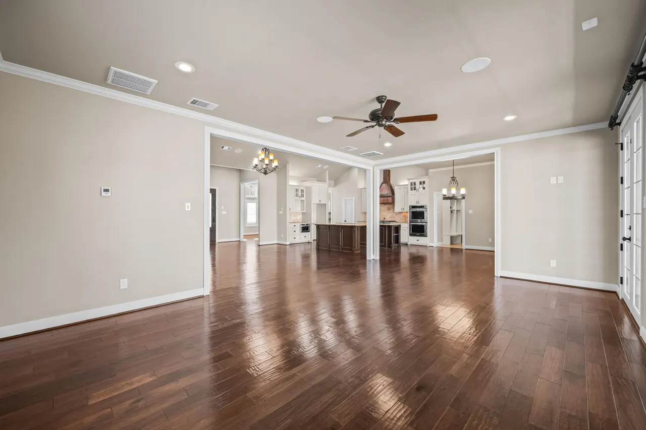 Photo 12 — 1405 11th Place, Shallowater, TX 79363