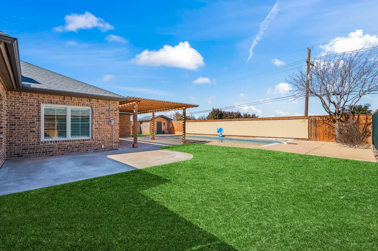 Photo 64 — 1405 11th Place, Shallowater, TX 79363