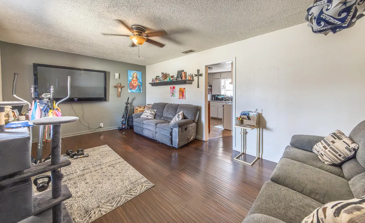Photo 3 — 6301 21st Street, Lubbock, TX 79407