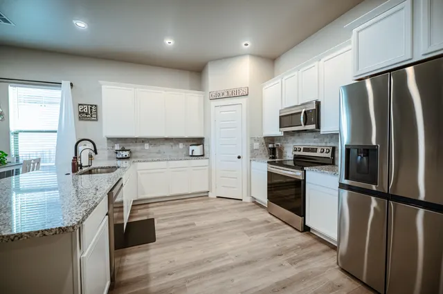 Photo 8 — 2609 Tiffin Avenue, Lubbock, TX 79407