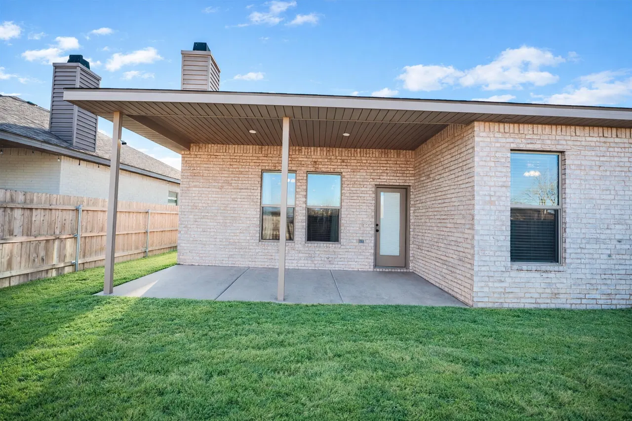 Photo 21 — 2609 Tiffin Avenue, Lubbock, TX 79407