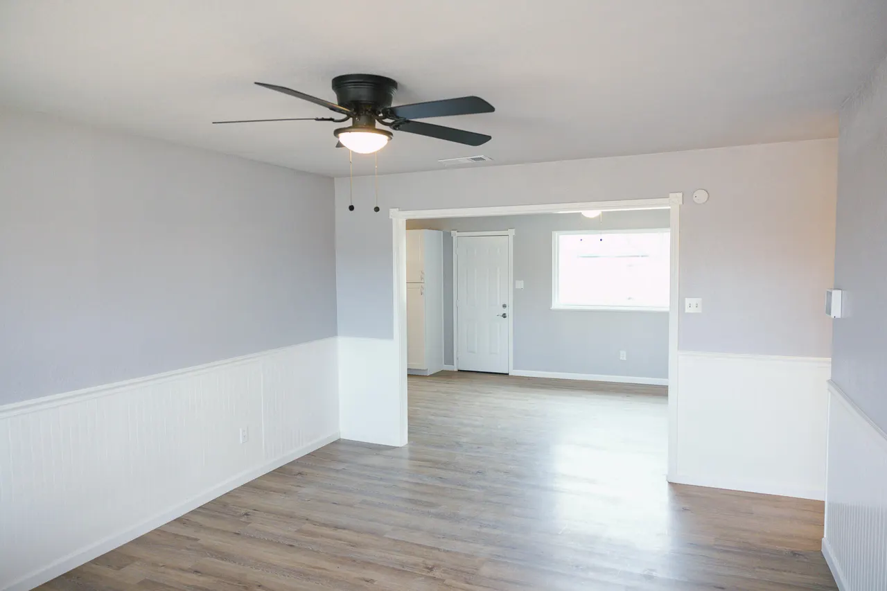 Photo 2 — 7403 Globe Avenue, Lubbock, TX 79404