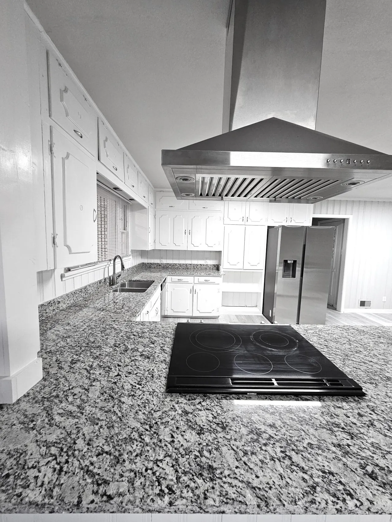 Photo 7 — 3203 43rd Street, Lubbock, TX 79413