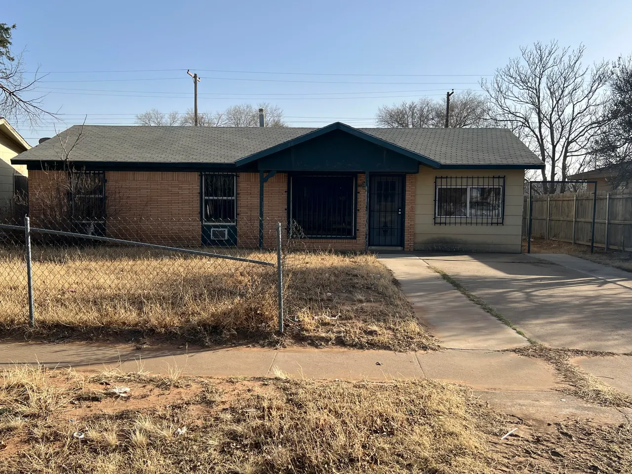 Photo 3 — 1804 E 1st Place, Lubbock, TX 79403
