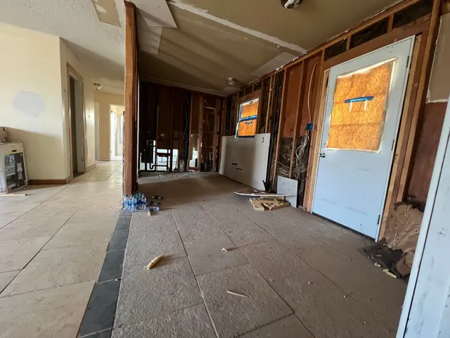 Photo 6 — 1804 E 1st Place, Lubbock, TX 79403