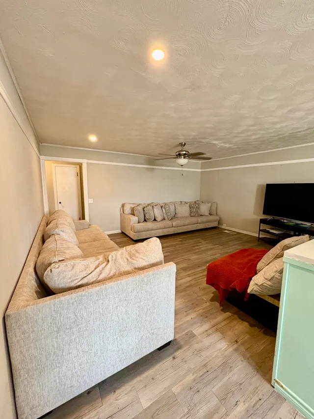 Photo 4 — 702 E Lake Street, Brownfield, TX 79316