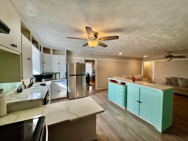 Photo 5 — 702 E Lake Street, Brownfield, TX 79316