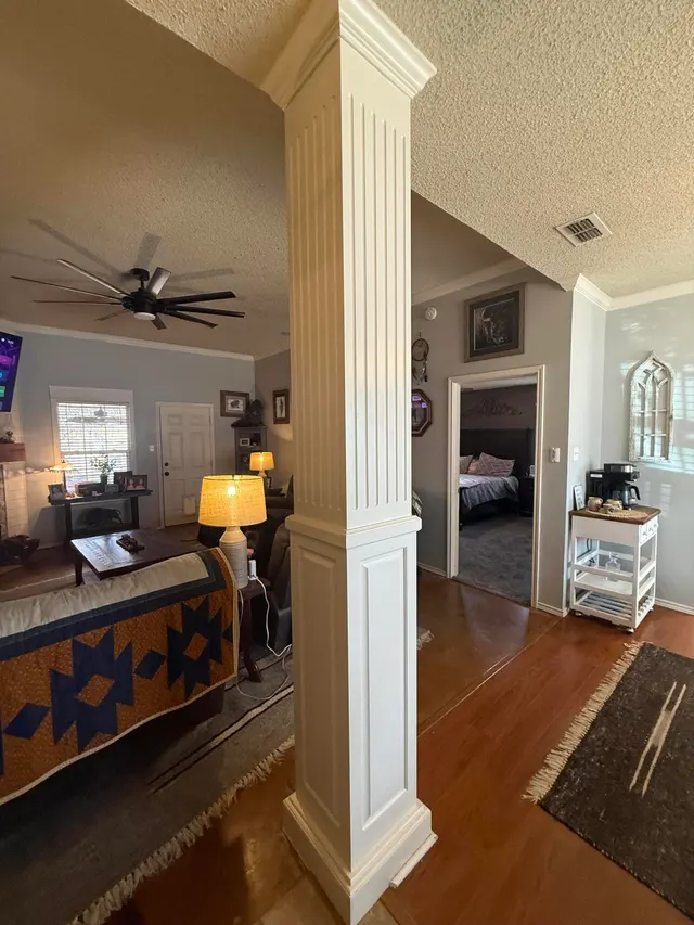 Photo 5 — 6906 8th Street, Lubbock, TX 79416