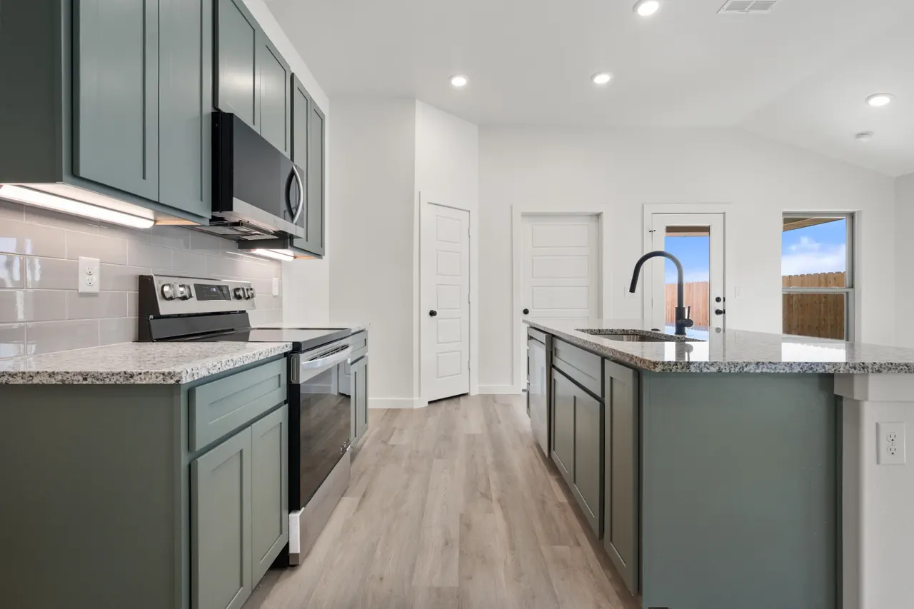 Photo 15 — 8610 24th Street, Lubbock, TX 79407
