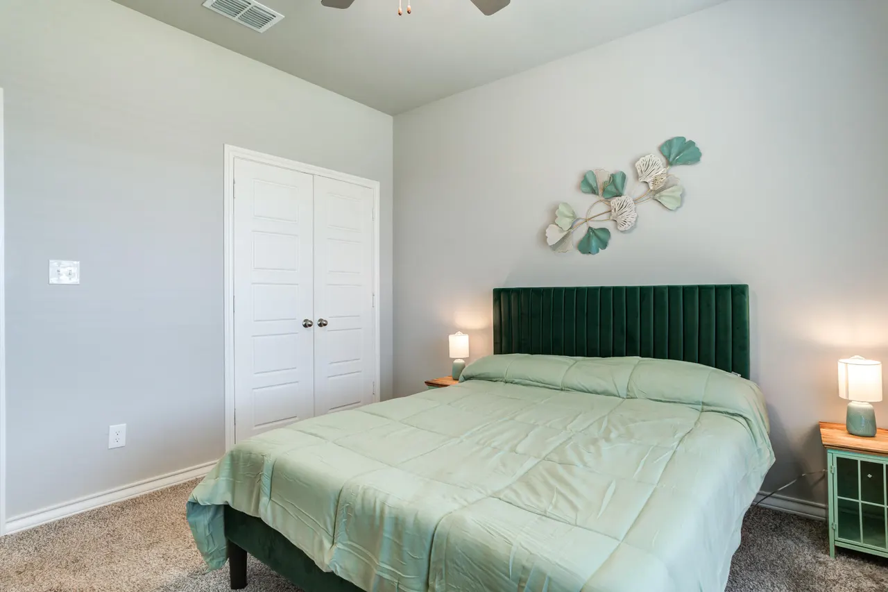Photo 5 — 7606 61st Street, Lubbock, TX 79407