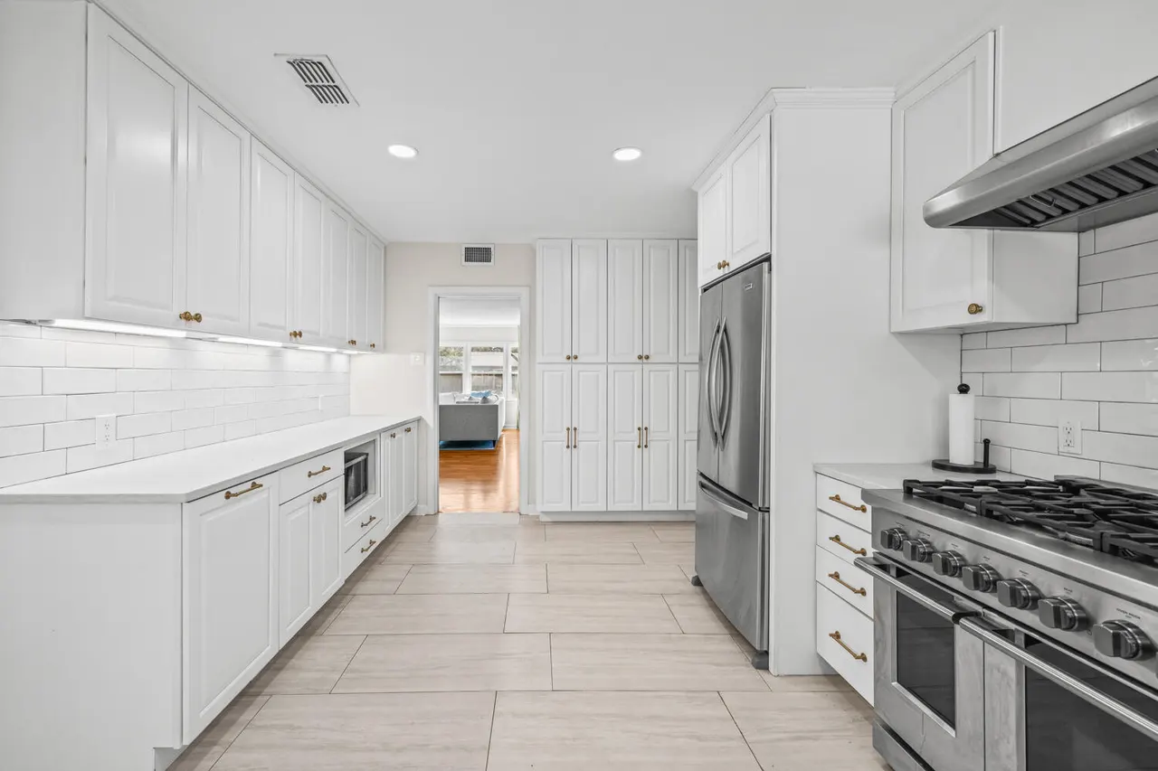 Photo 15 — 3310 24th Street, Lubbock, TX 79410