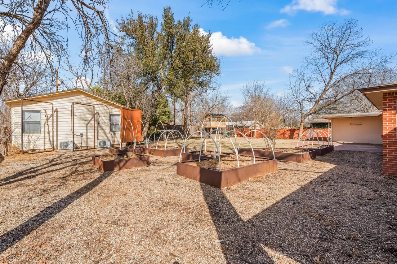 Photo 61 — 3310 24th Street, Lubbock, TX 79410