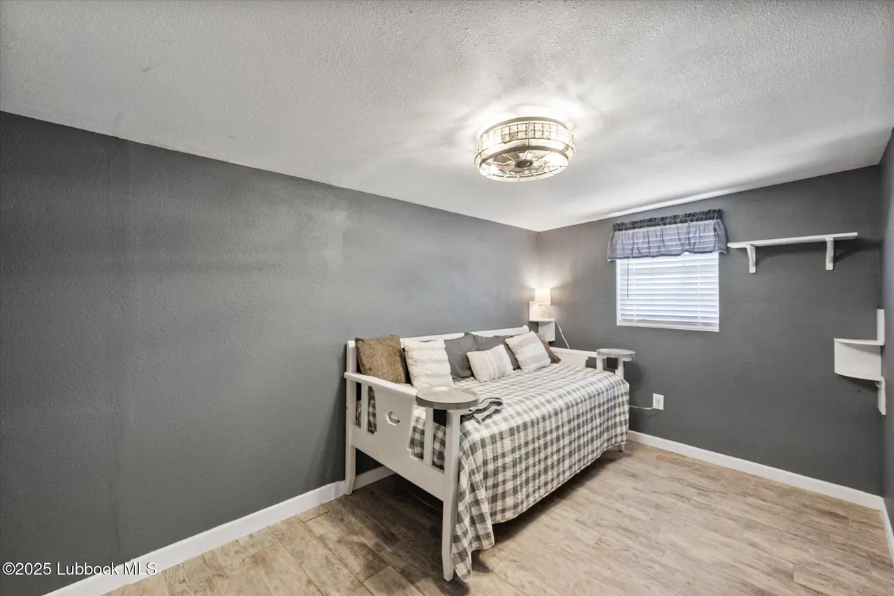 Photo 11 — 2910 Dartmouth Street, Lubbock, TX 79415