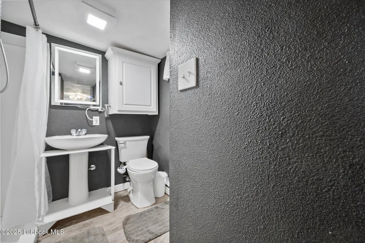 Photo 13 — 2910 Dartmouth Street, Lubbock, TX 79415
