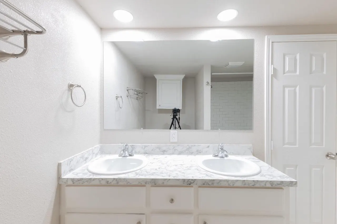 Photo 14 — 506 40th Street, Lubbock, TX 79404