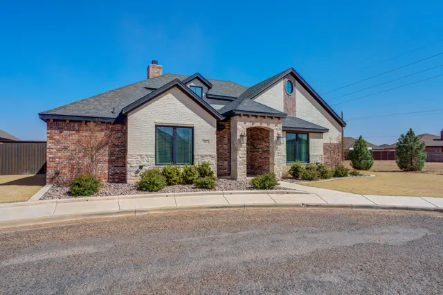 Front exterior — 501 Britain Avenue, Wolfforth, TX 79382