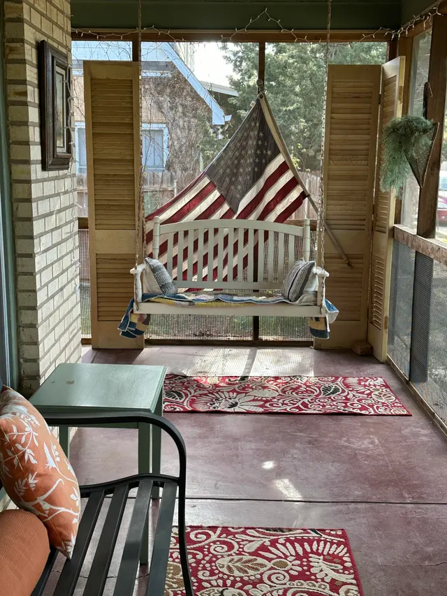 Photo 4 — 2508 27th Street, Lubbock, TX 79410