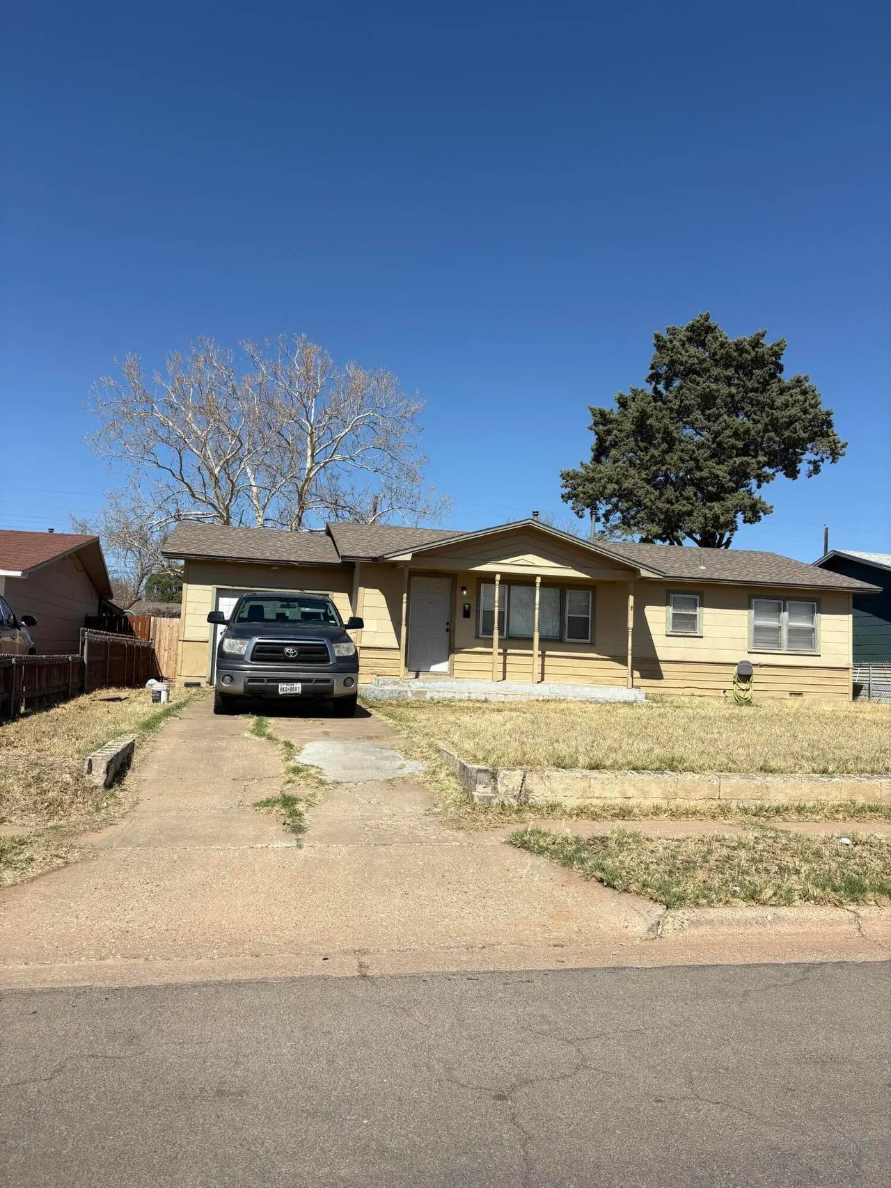 Front exterior — 2216 39th Street, Lubbock, TX 79412