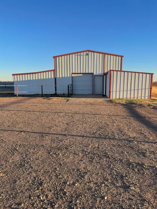 Photo 2 — 9205 E County Road 7000, Slaton, TX 79364