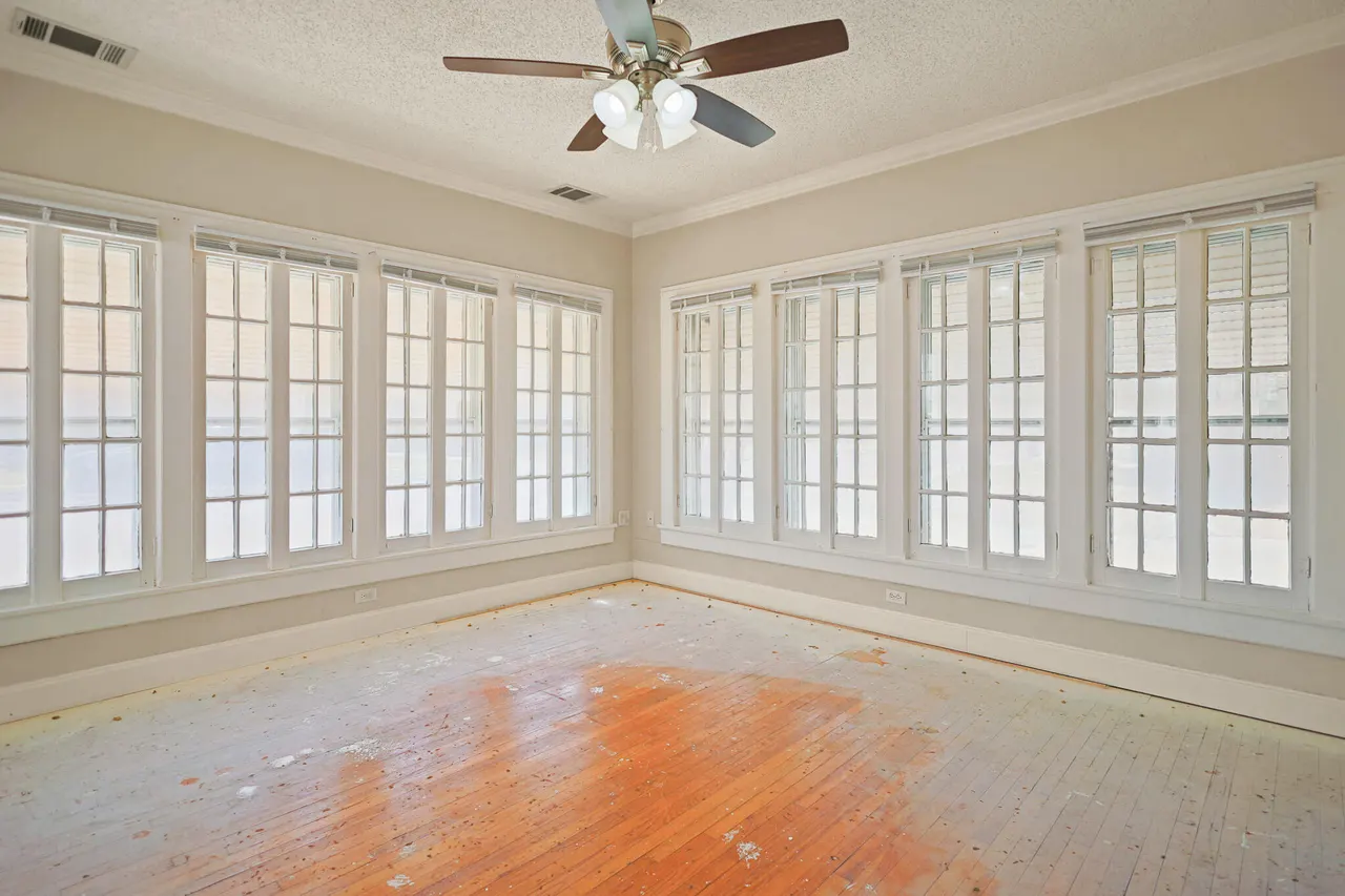 Photo 21 — 2202 16th Street, Lubbock, TX 79401