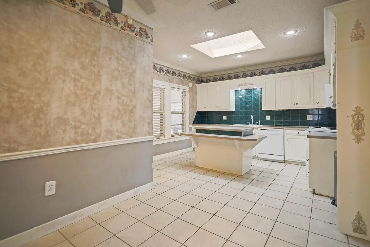 Photo 25 — 2202 16th Street, Lubbock, TX 79401