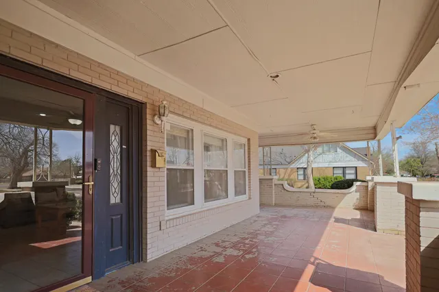 Photo 8 — 2202 16th Street, Lubbock, TX 79401