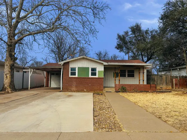 Front exterior — 2008 46th Street, Lubbock, TX 79412