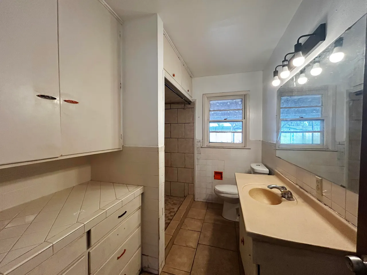 Photo 6 — 2008 46th Street, Lubbock, TX 79412