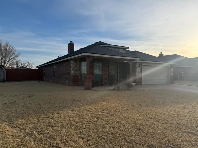 Photo 3 — 6931 35th Street, Lubbock, TX 79407