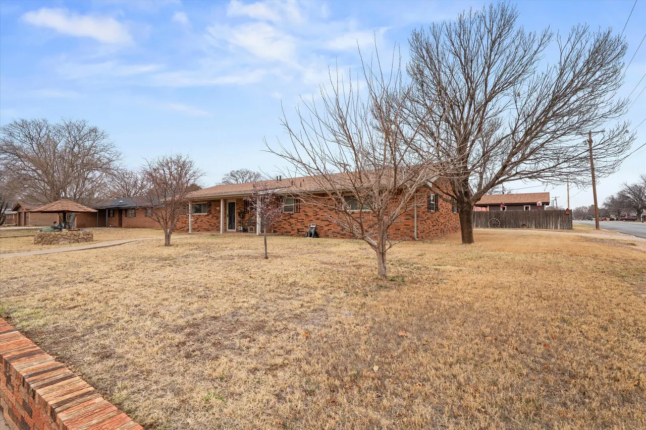 Photo 32 — 101 Willowwood Lane, Levelland, TX 79336