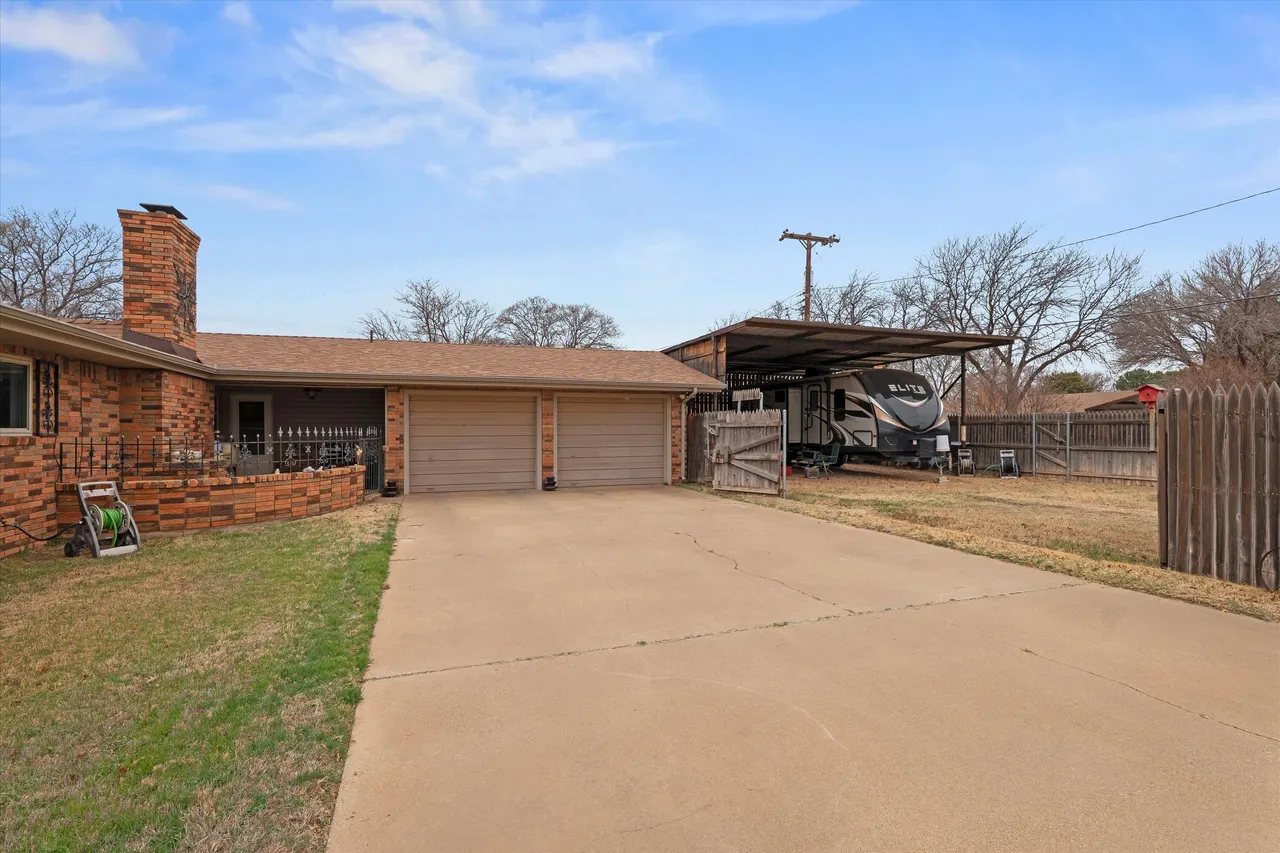 Photo 27 — 101 Willowwood Lane, Levelland, TX 79336