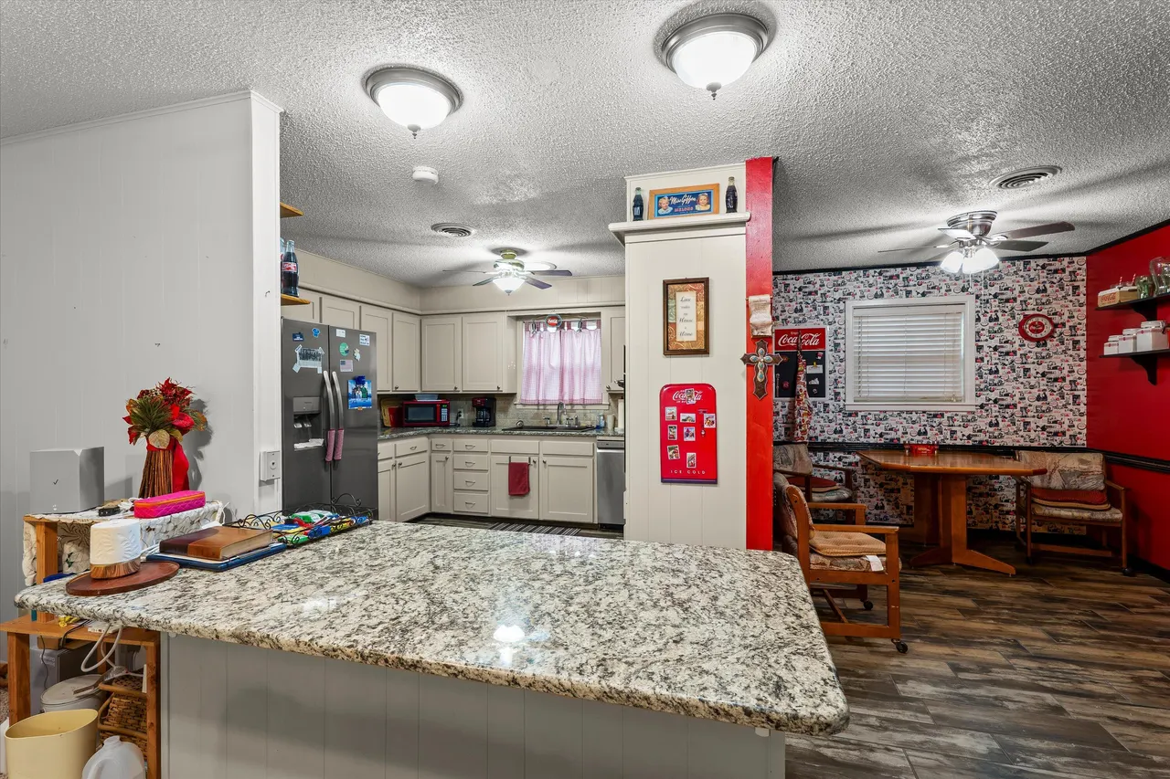 Photo 11 — 101 Willowwood Lane, Levelland, TX 79336