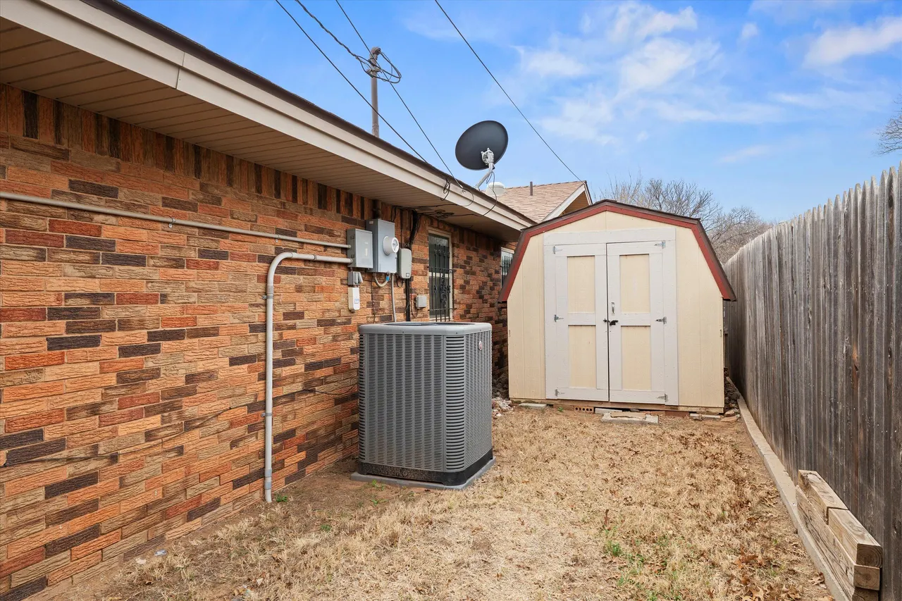 Photo 29 — 101 Willowwood Lane, Levelland, TX 79336
