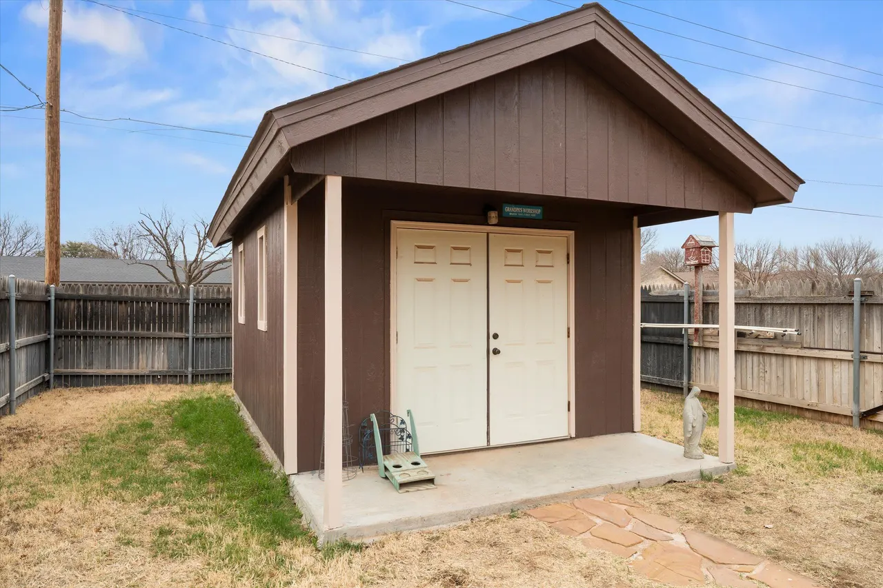 Photo 31 — 101 Willowwood Lane, Levelland, TX 79336