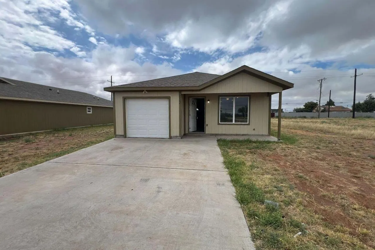 Front exterior — 3602 E 3rd Place, Lubbock, TX 79403