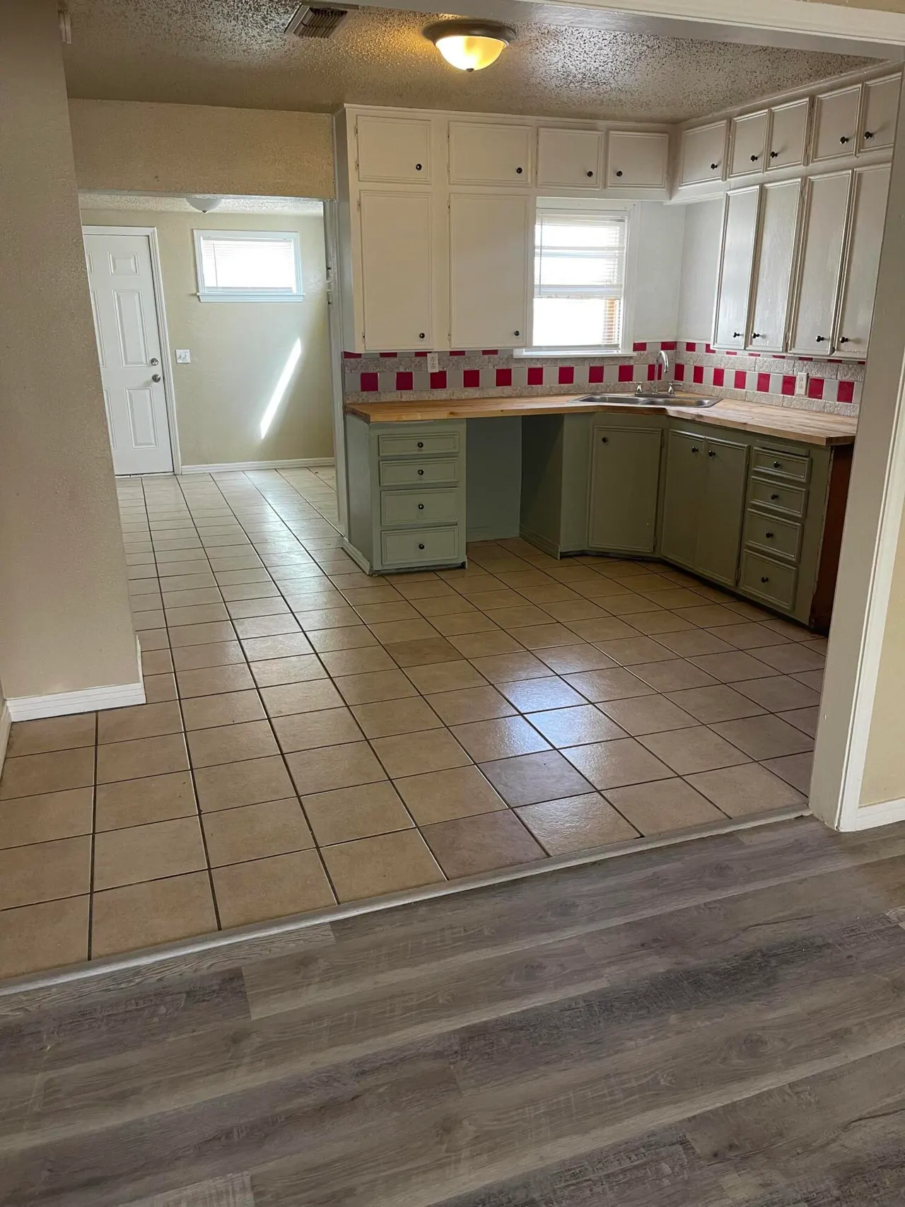 Photo 7 — 2310 38th Street, Lubbock, TX 79412