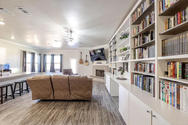 Photo 4 — 2713 Virginia Avenue, Lubbock, TX 79407
