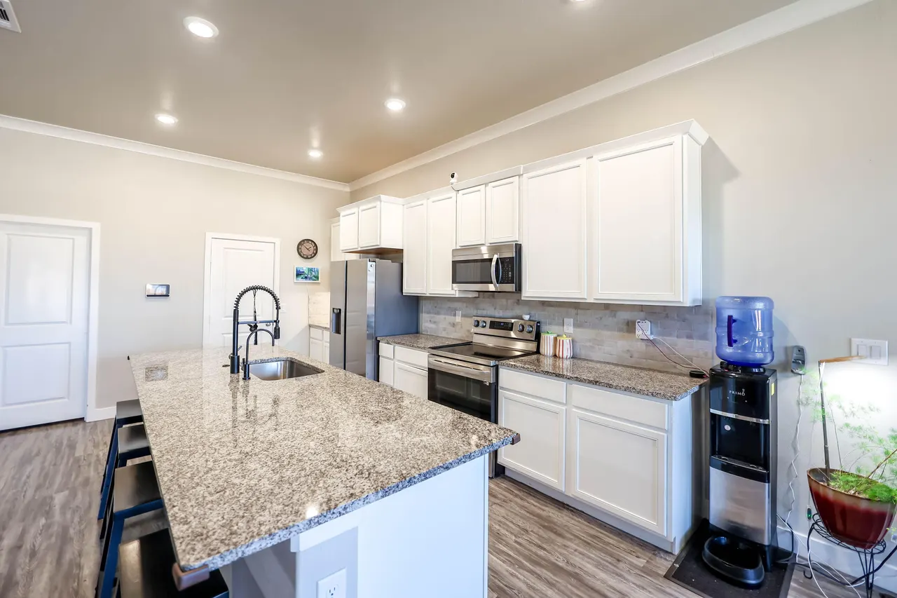 Photo 10 — 2713 Virginia Avenue, Lubbock, TX 79407