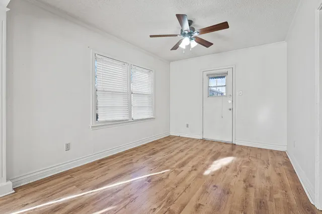 Photo 3 — 2216 30th Street, Lubbock, TX 79411