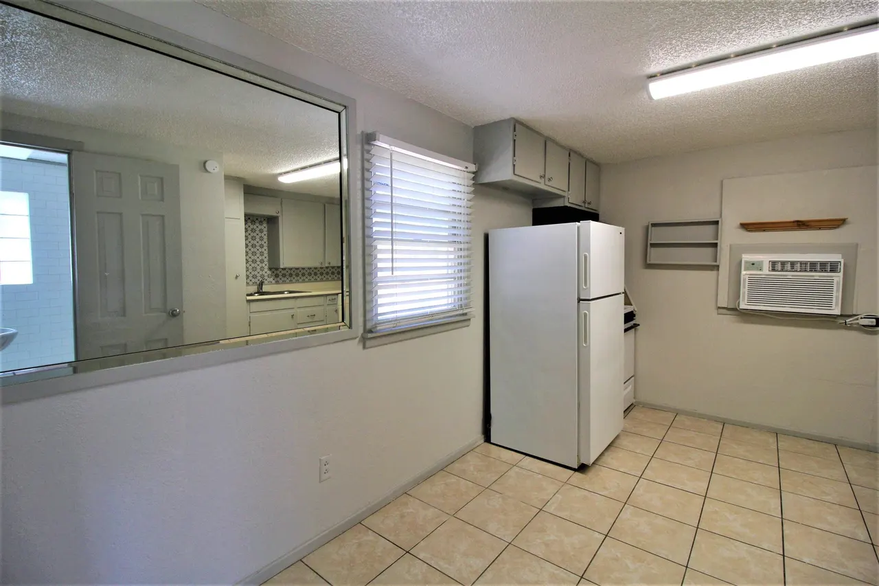 Photo 17 — 2216 30th Street, Lubbock, TX 79411