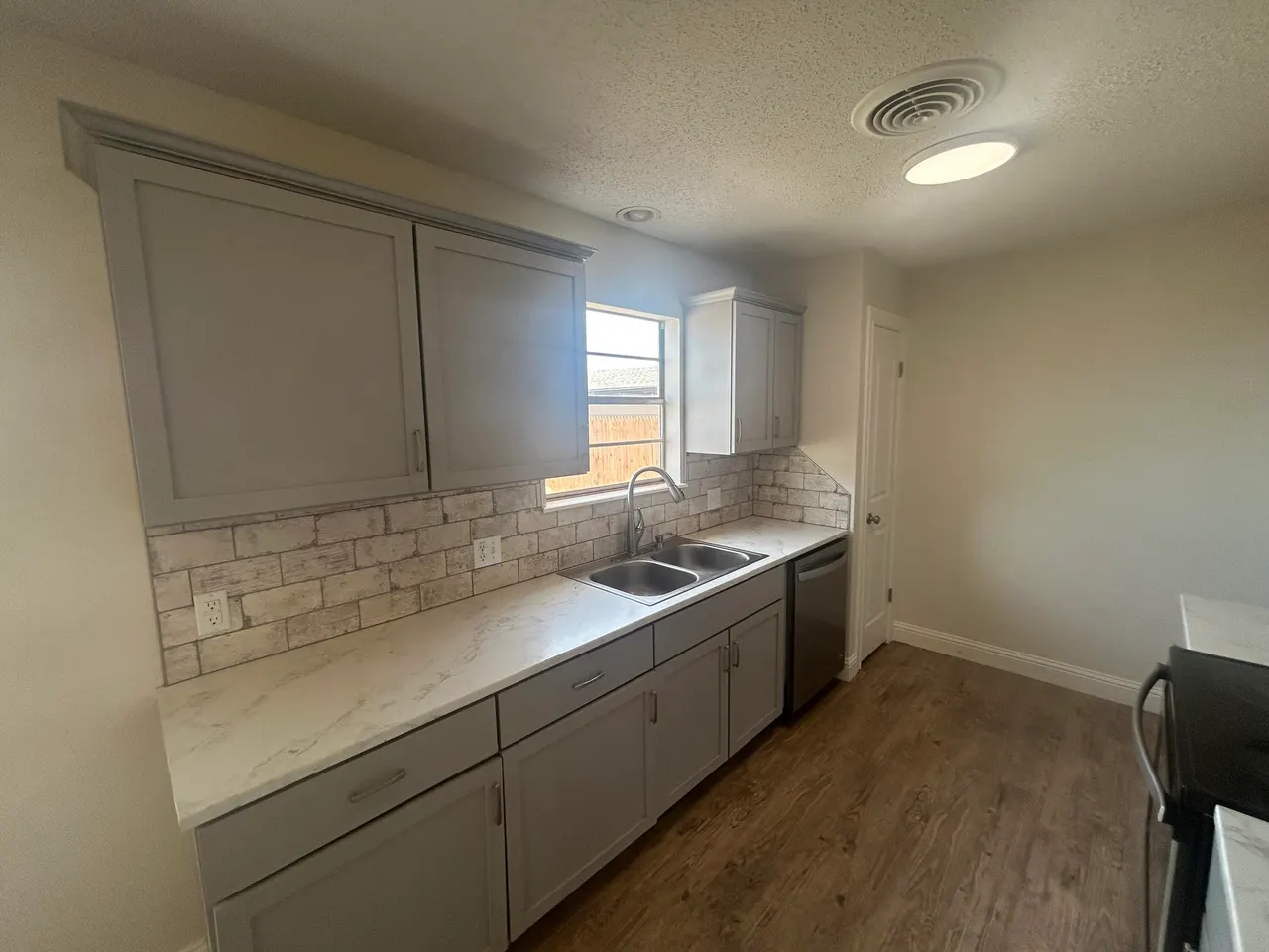Photo 5 — 111 Bobby Street, Levelland, TX 79336