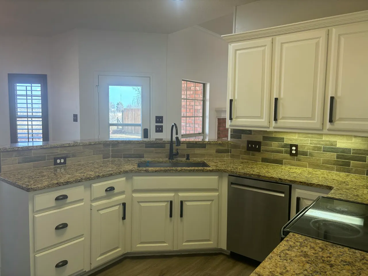 Photo 12 — 6 N Rim Road, Ransom Canyon, TX 79366