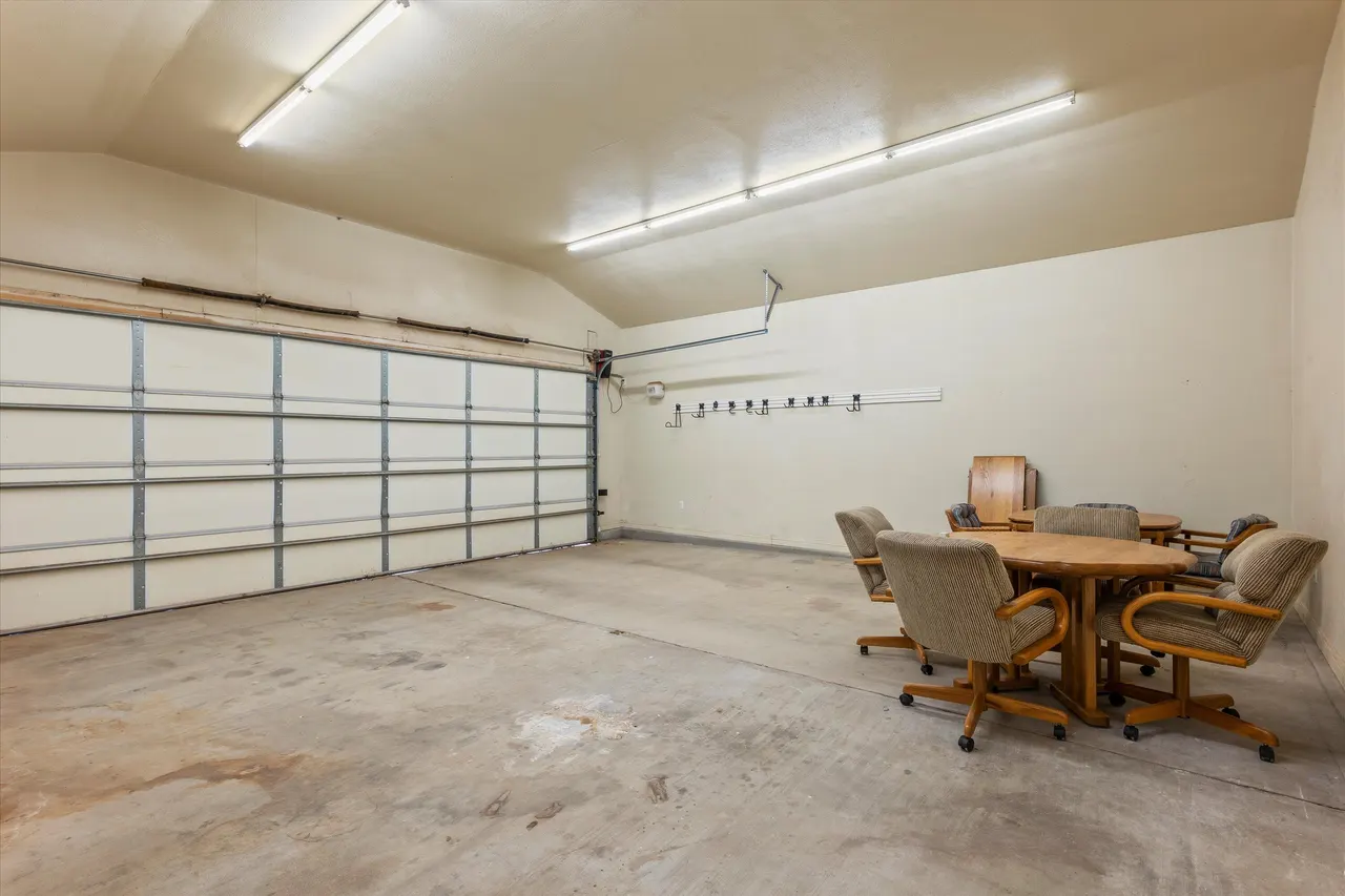 Photo 21 — 1216 Avenue I, Levelland, TX 79336