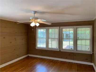 Photo 4 — 2411 30th Street, Lubbock, TX 79411