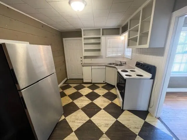 Photo 6 — 2411 30th Street, Lubbock, TX 79411