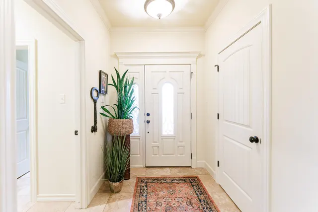Photo 3 — 4501 19th Street #1, Lubbock, TX 79407