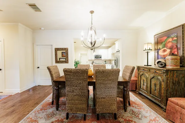 Photo 4 — 4501 19th Street #1, Lubbock, TX 79407