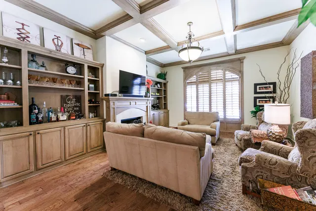Photo 6 — 4501 19th Street #1, Lubbock, TX 79407