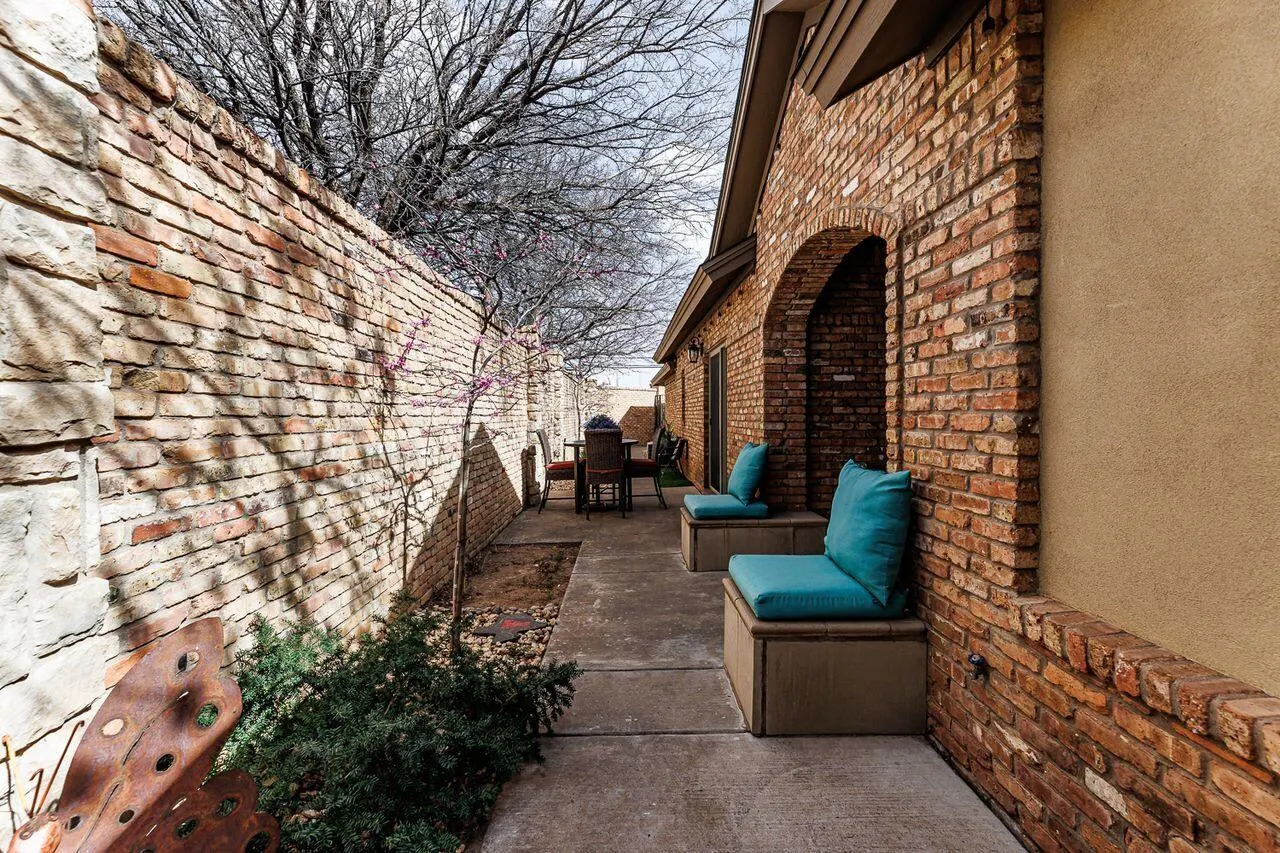 Photo 17 — 4501 19th Street #1, Lubbock, TX 79407