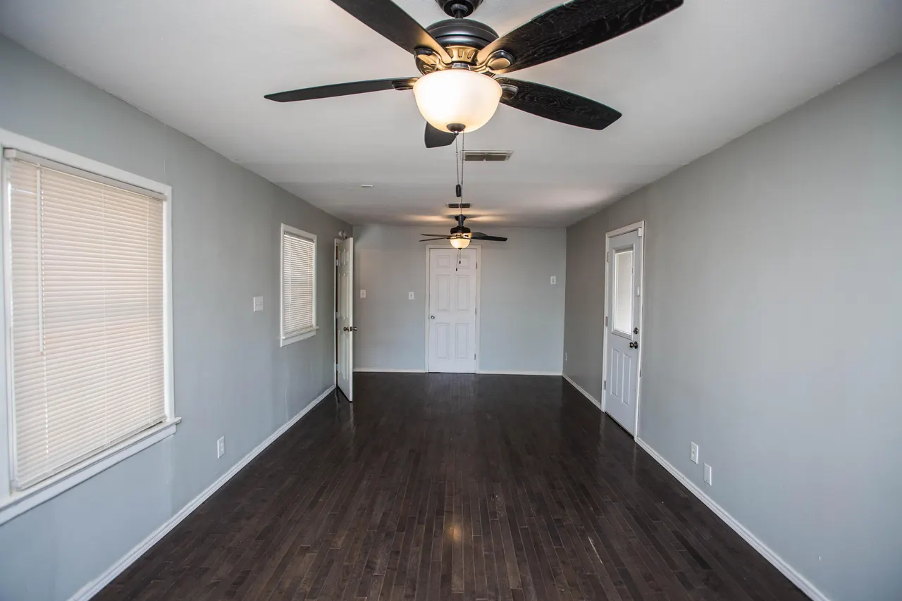 Photo 11 — 4213 40th Street, Lubbock, TX 79413